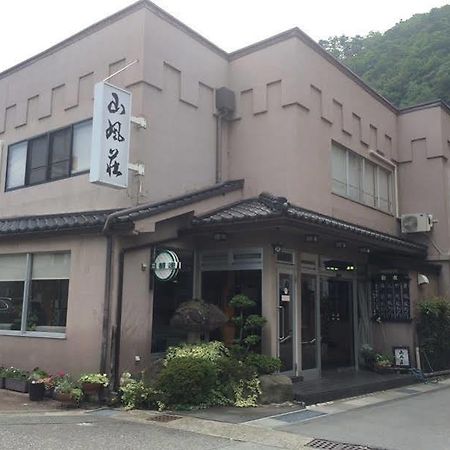 Sanpusou Ryokan Chikuma Exteriör bild