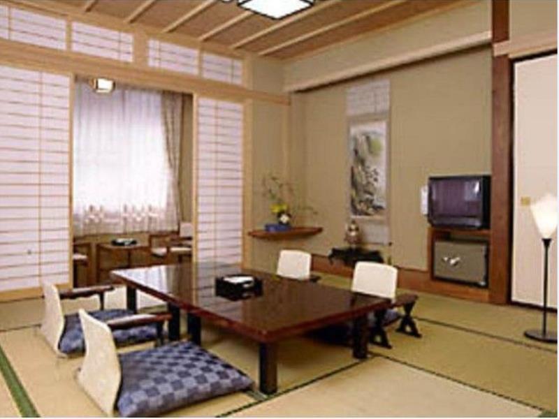 Sanpusou Ryokan Chikuma Exteriör bild